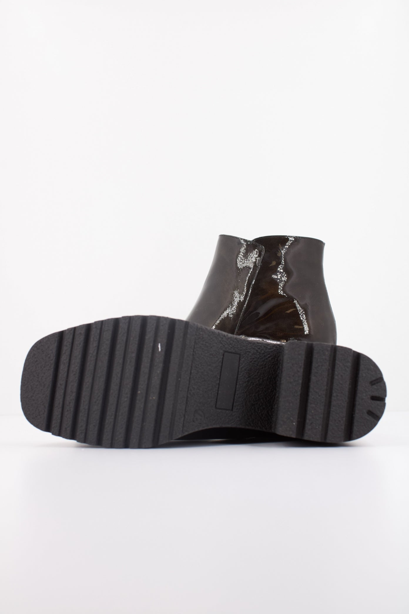 GADEA PET en color NEGRO (5)