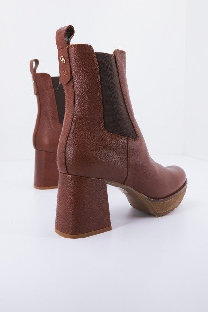 GADEA SIS en color MARRON (2)