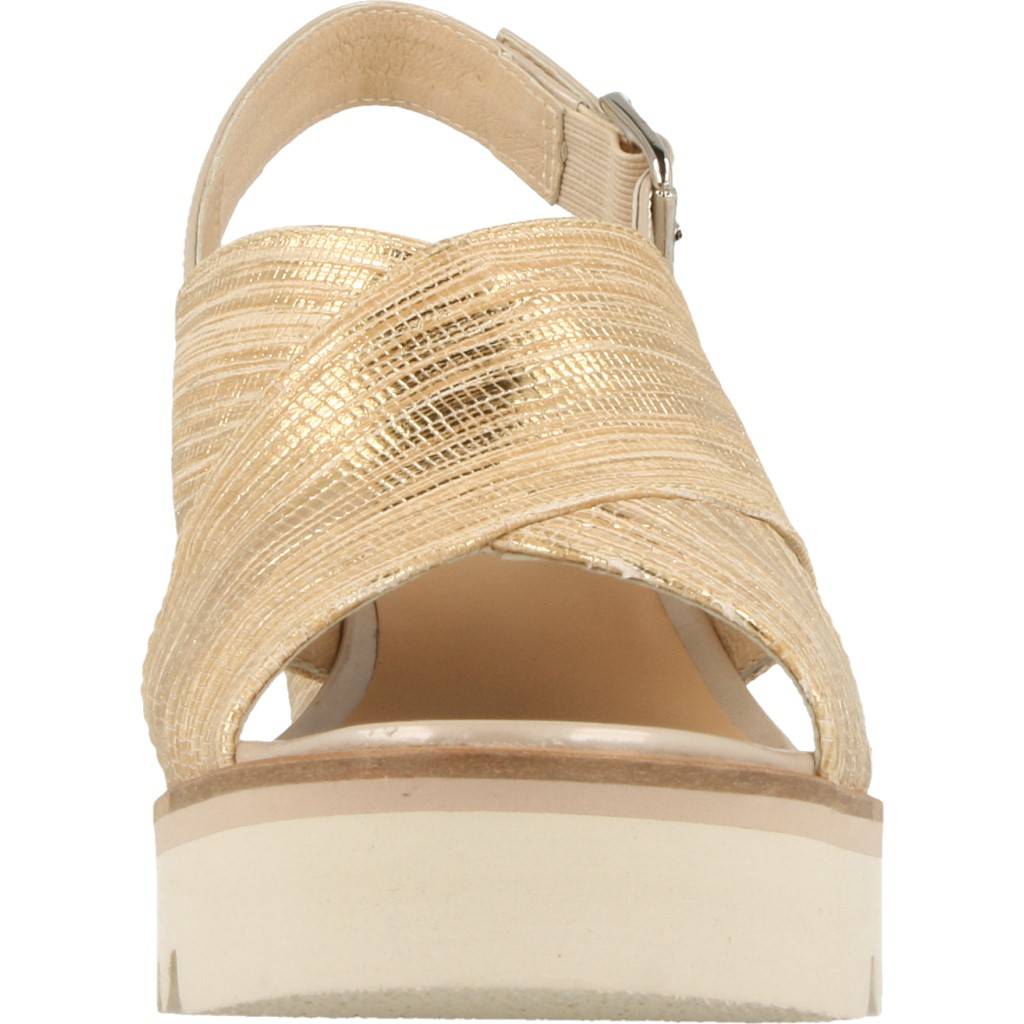 GADEA G en color ORO (6)