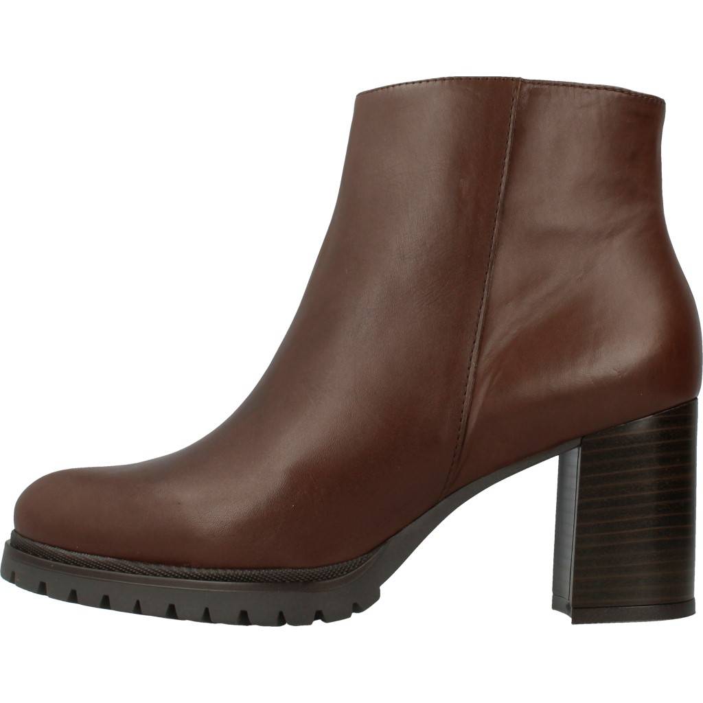 GADEA en color MARRON (2)
