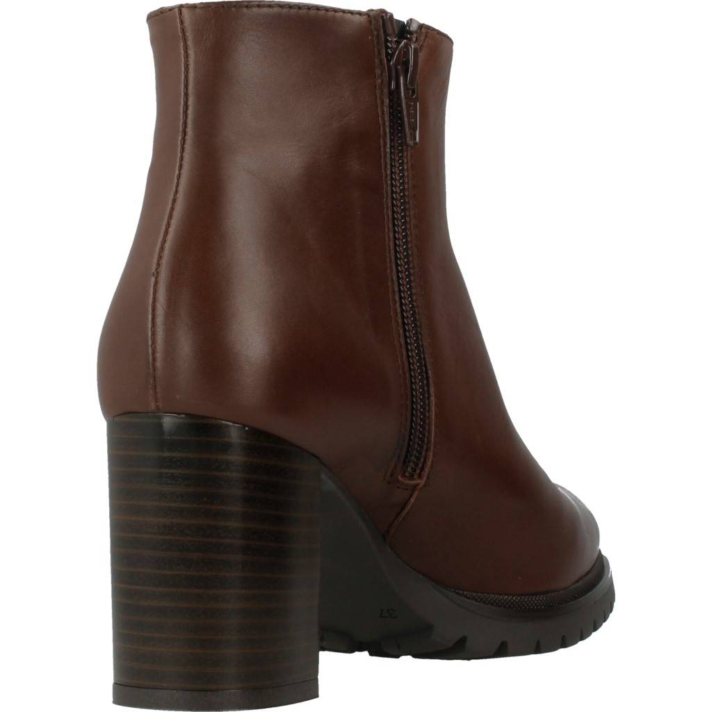 GADEA en color MARRON (3)