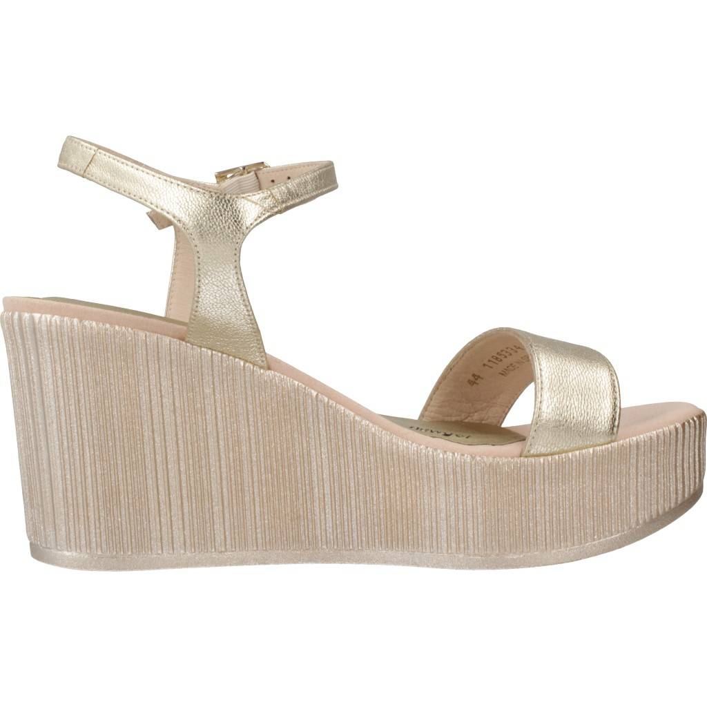 GADEA RON en color ORO (4)