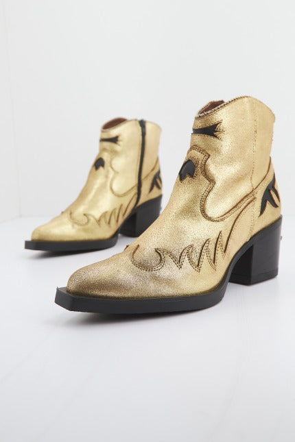 NEMONIC N en color ORO (2)