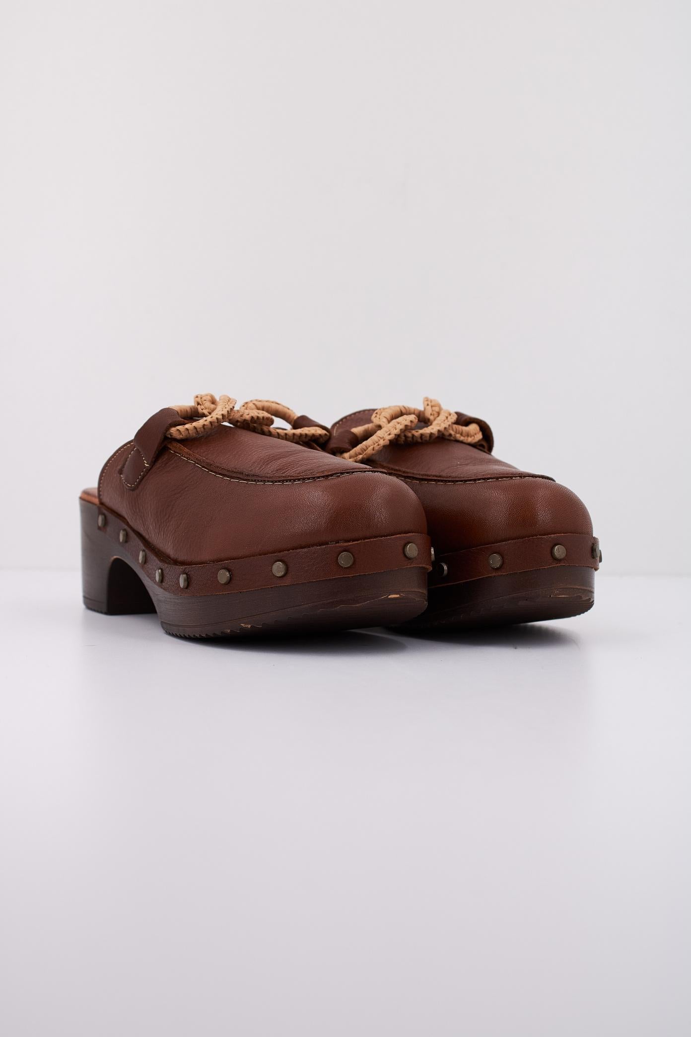 NEMONIC CADENA en color MARRON (2)