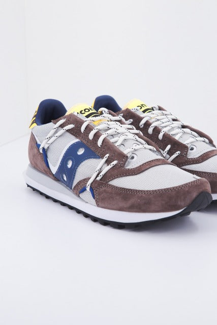 SAUCONY JAZZ DST en color GRIS (1)