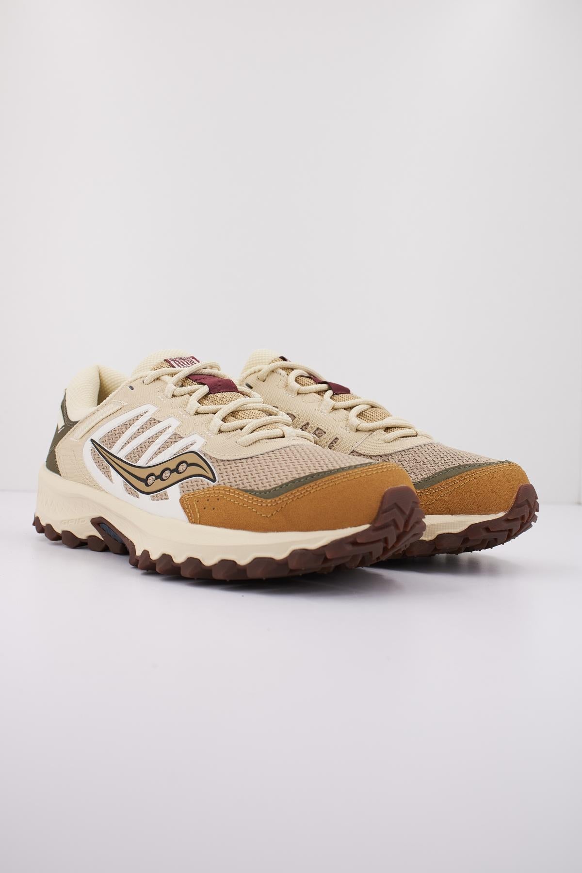 SAUCONY GRID PEAK en color MARRON CLARO (2)