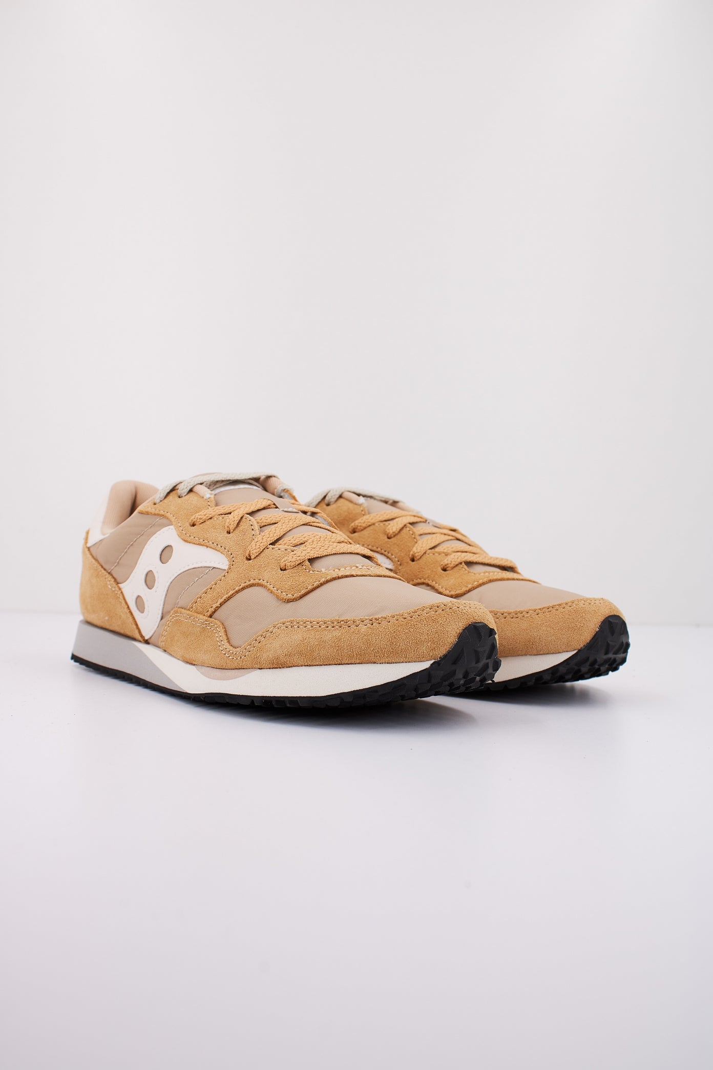 SAUCONY DXN TRAINER en color MARRON (2)