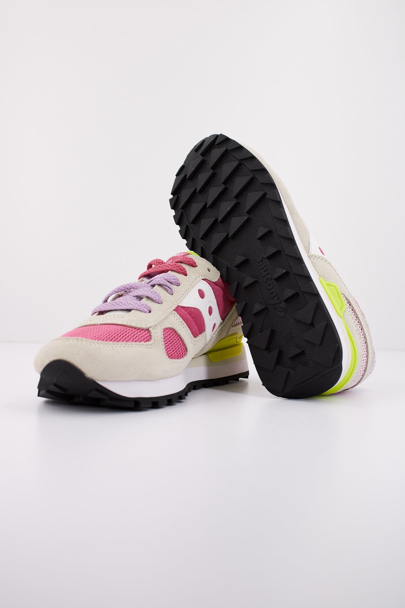 SAUCONY S en color ROSA (4)