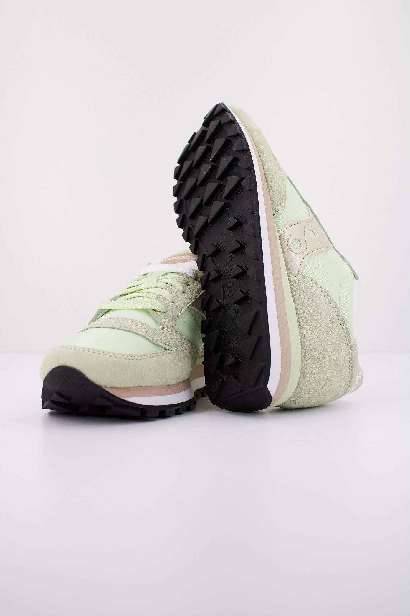 SAUCONY JAZZ TRIPLE en color VERDE (4)
