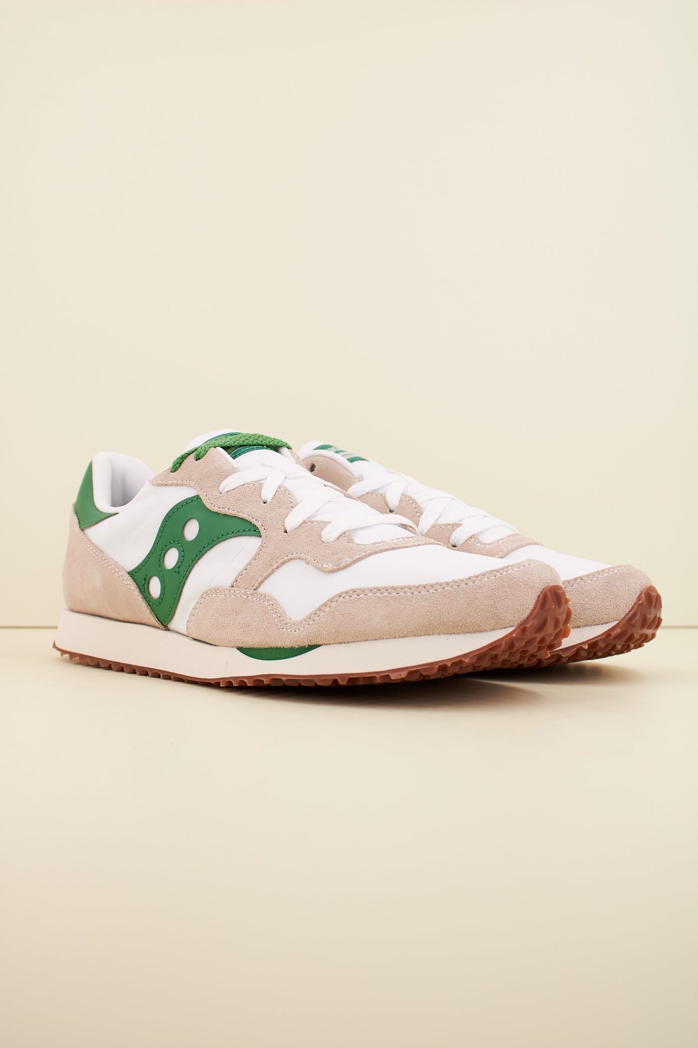 SAUCONY DXN TRAINER en color BLANCO (2)