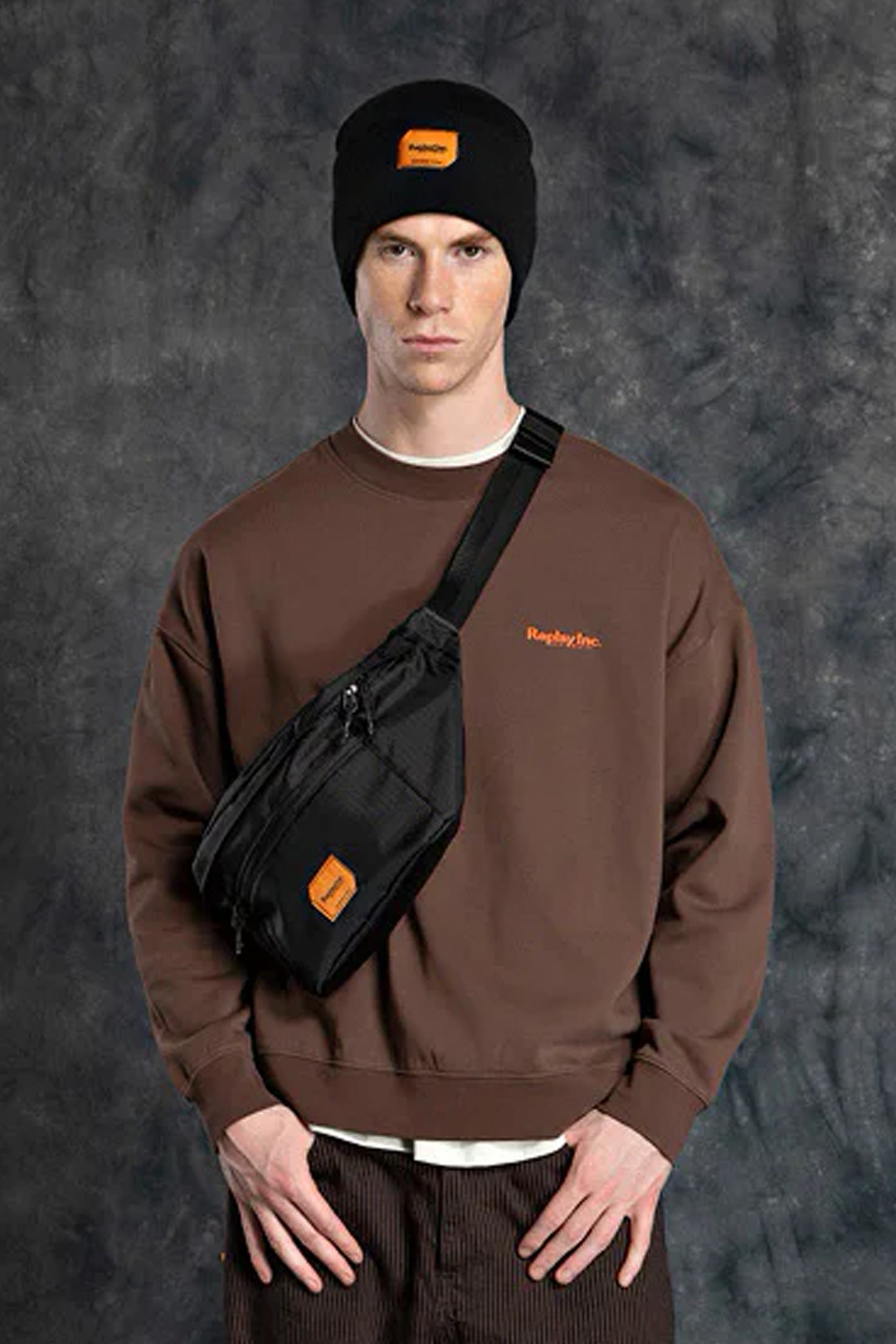 REPLAY BEANIE en color NEGRO (4)