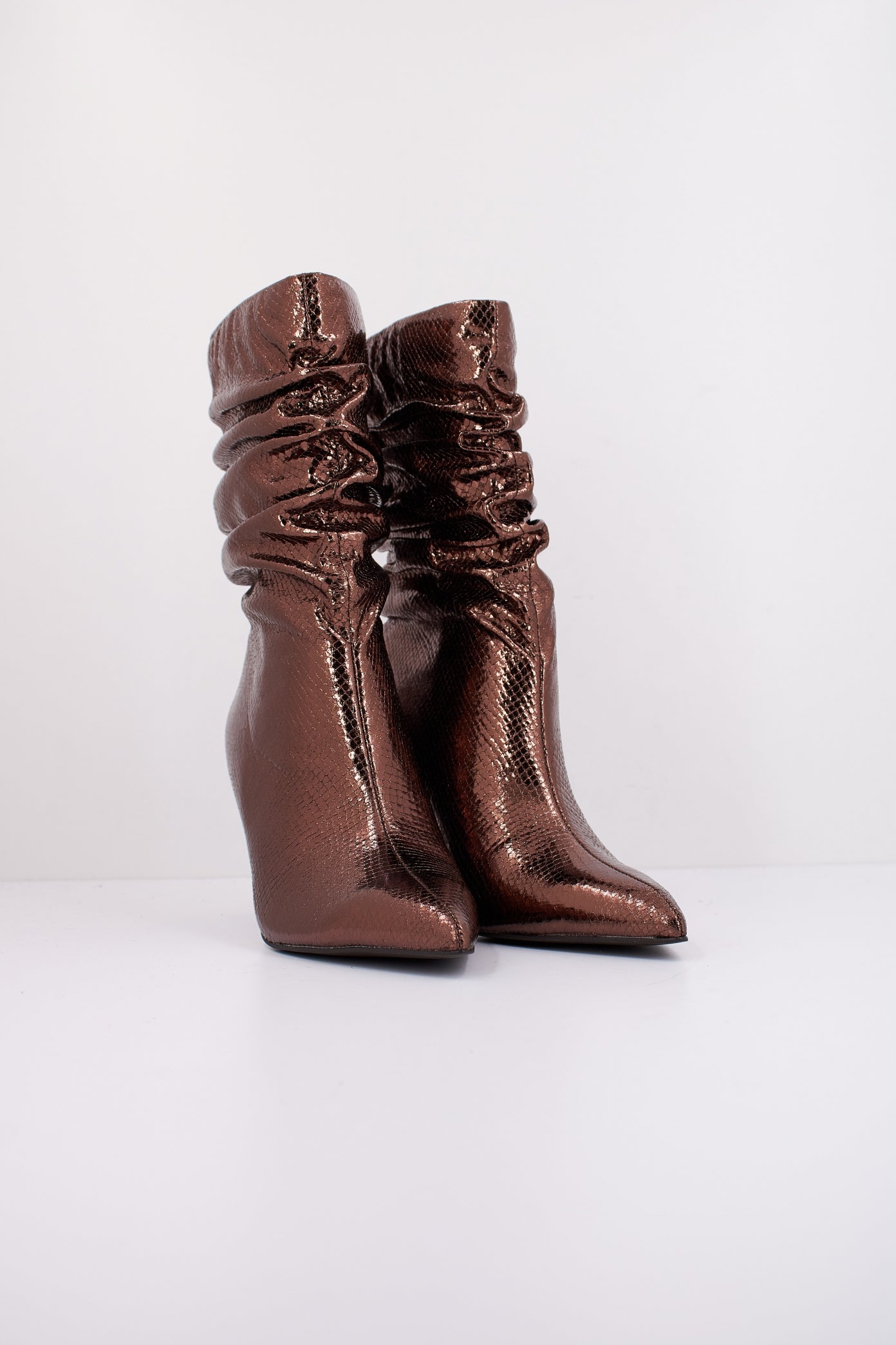 LA STRADA S en color BRONCE  (2)