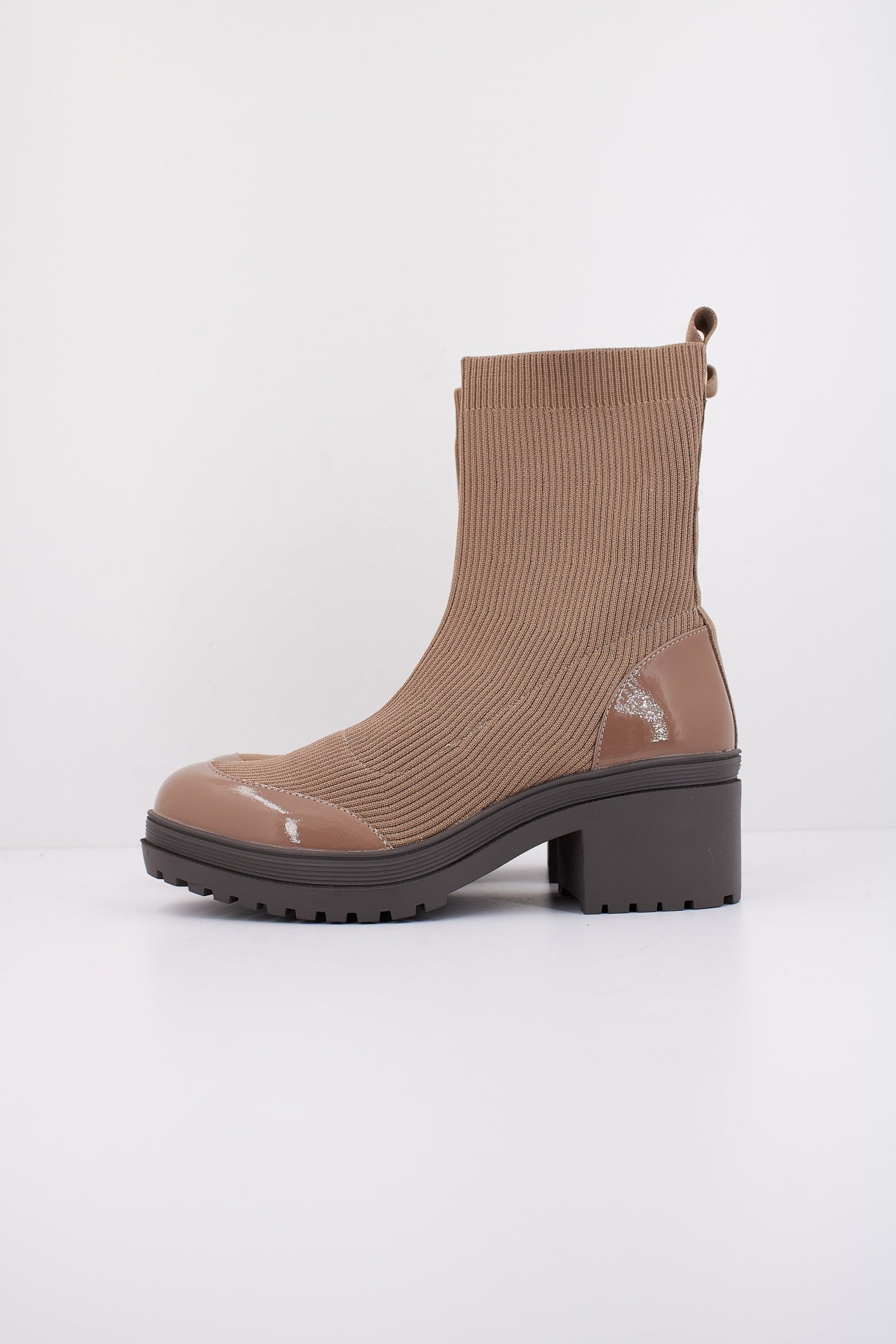 LA STRADA RUBBER en color BEIS (1)