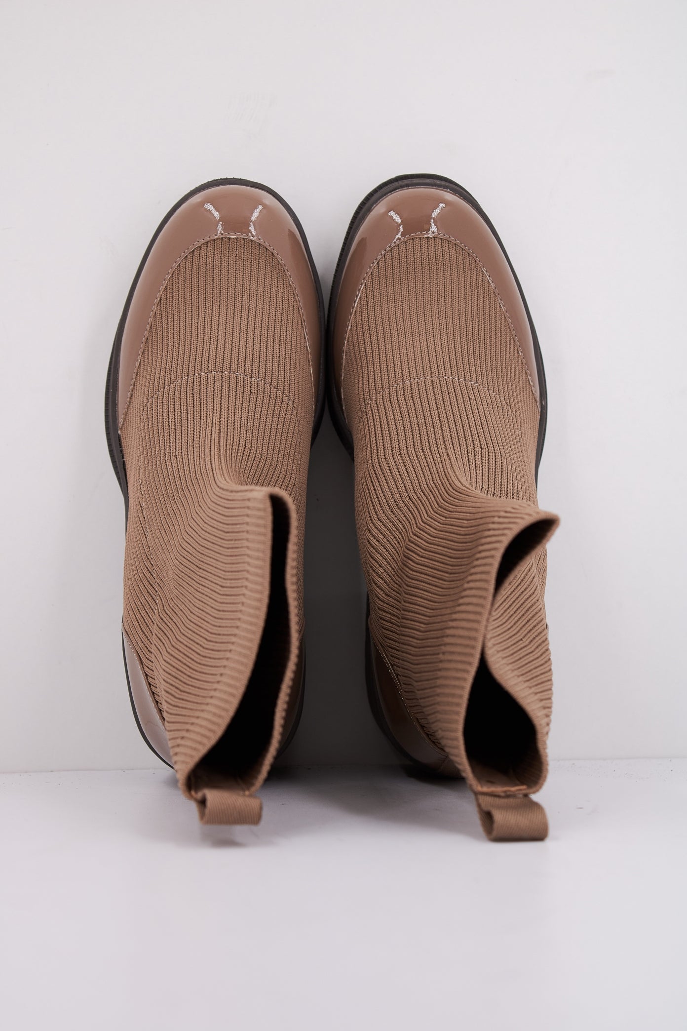 LA STRADA RUBBER en color BEIS (3)