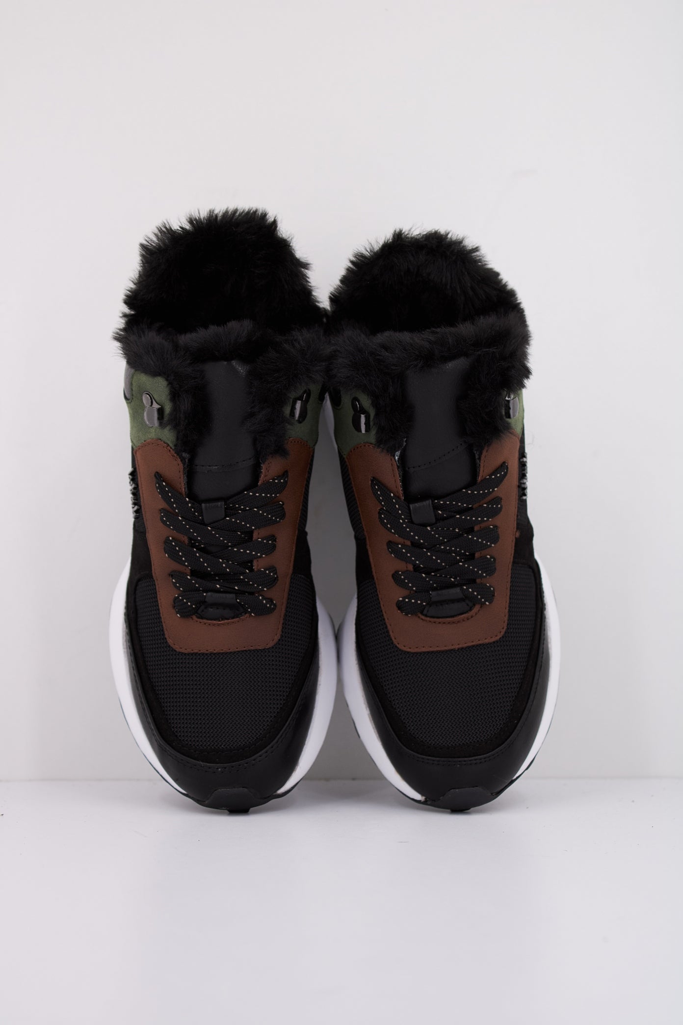 LA STRADA S en color NEGRO (3)