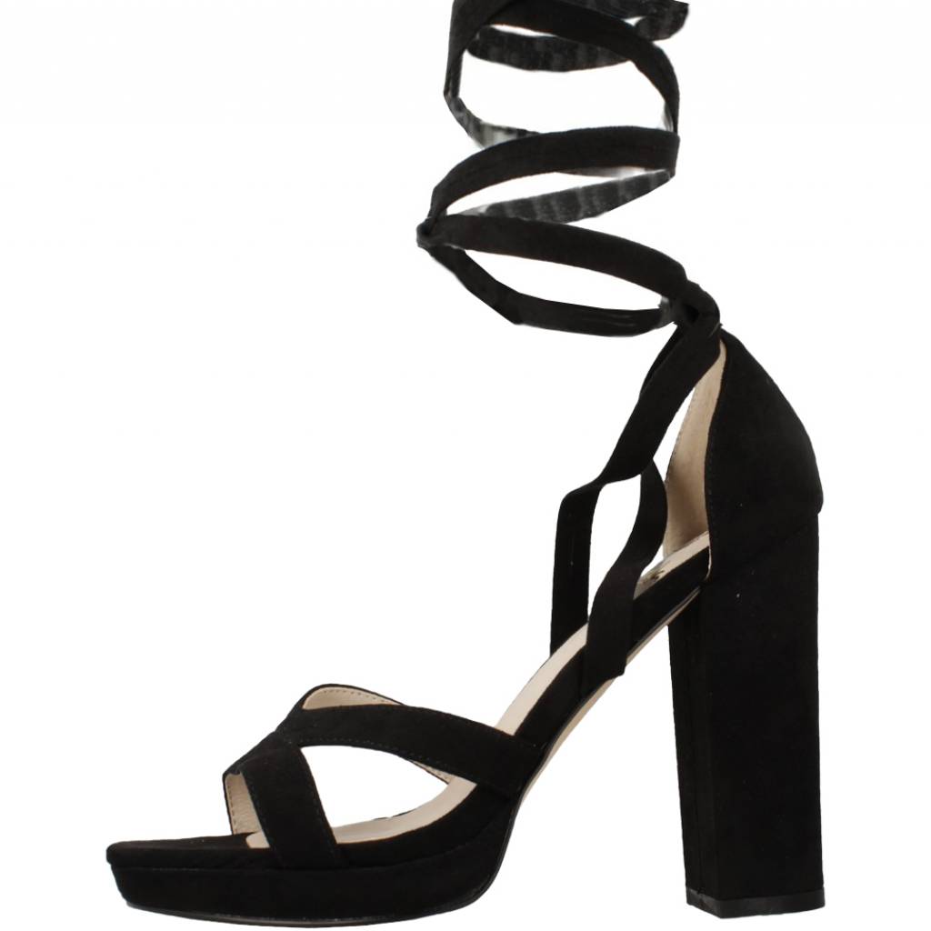 LA STRADA en color NEGRO (2)