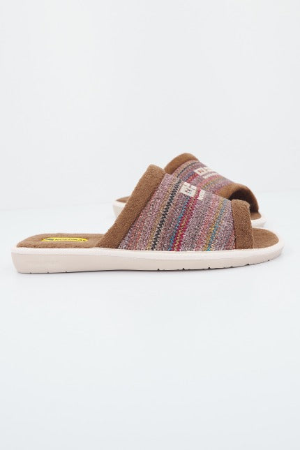 NORDIKAS B en color MARRON (2)