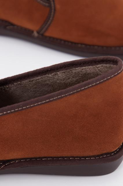 NORDIKAS AFELPADO ZAPATILLA HOGAR en color MARRON (4)