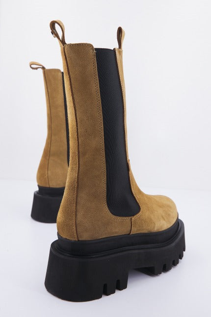 YELLOW CLEVELAND en color MARRON CLARO (3)