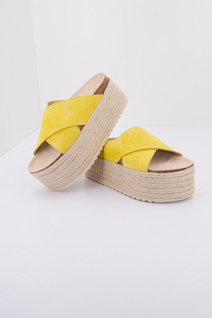 YELLOW ME XL en color AMARILLO (2)
