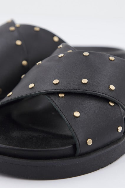YELLOW STUD en color NEGRO (3)