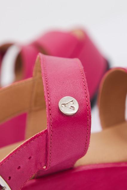 YELLOW CARRIE en color ROSA (4)