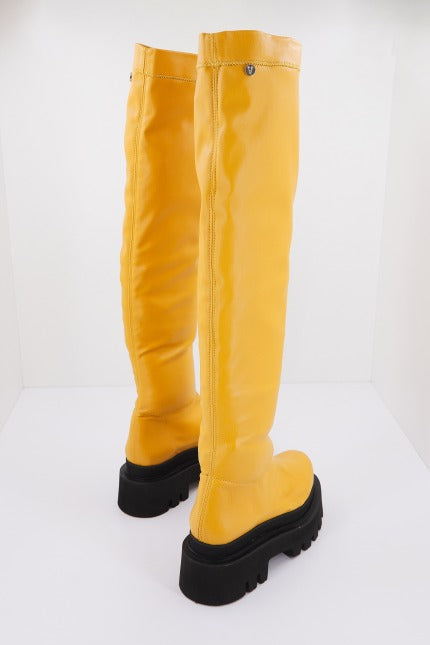 YELLOW FINN en color AMARILLO (3)