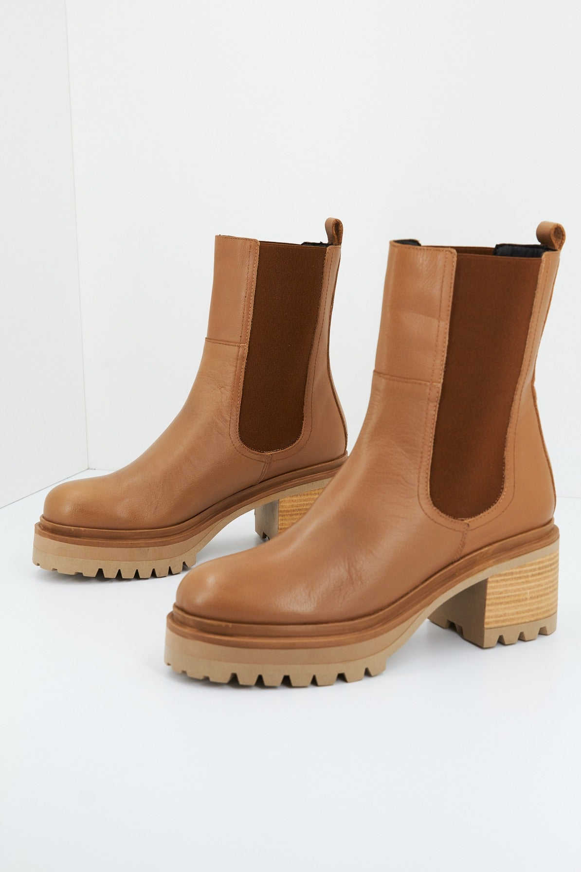 YELLOW BASIC en color MARRON (2)