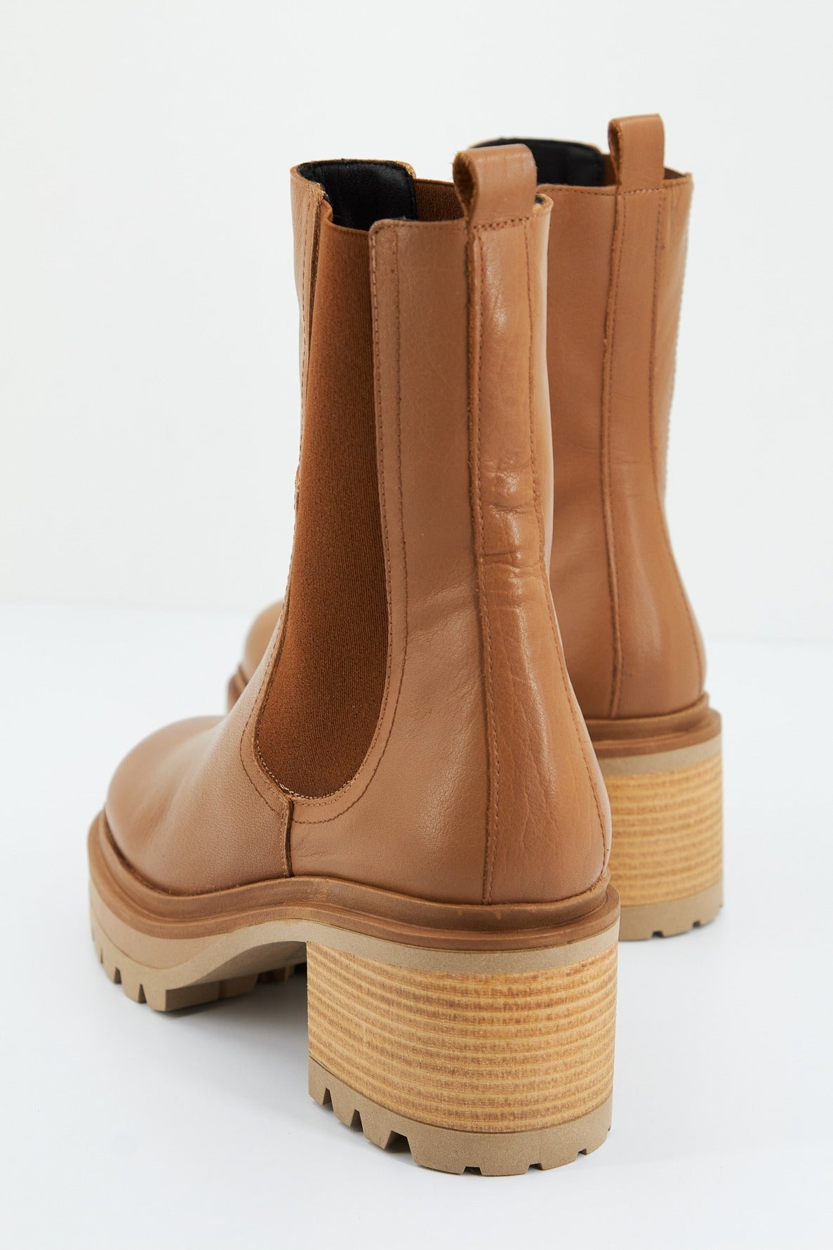 YELLOW BASIC en color MARRON (3)