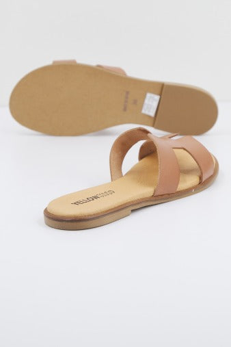 YELLOW HELLOW en color MARRON (3)