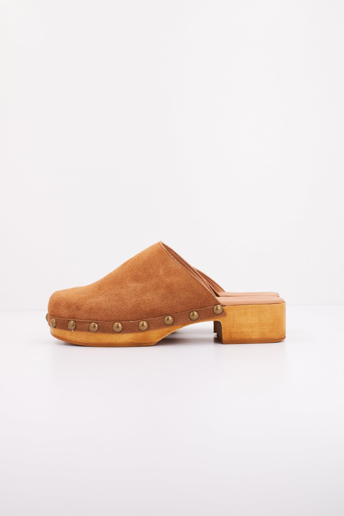 YELLOW LIA en color MARRON (1)