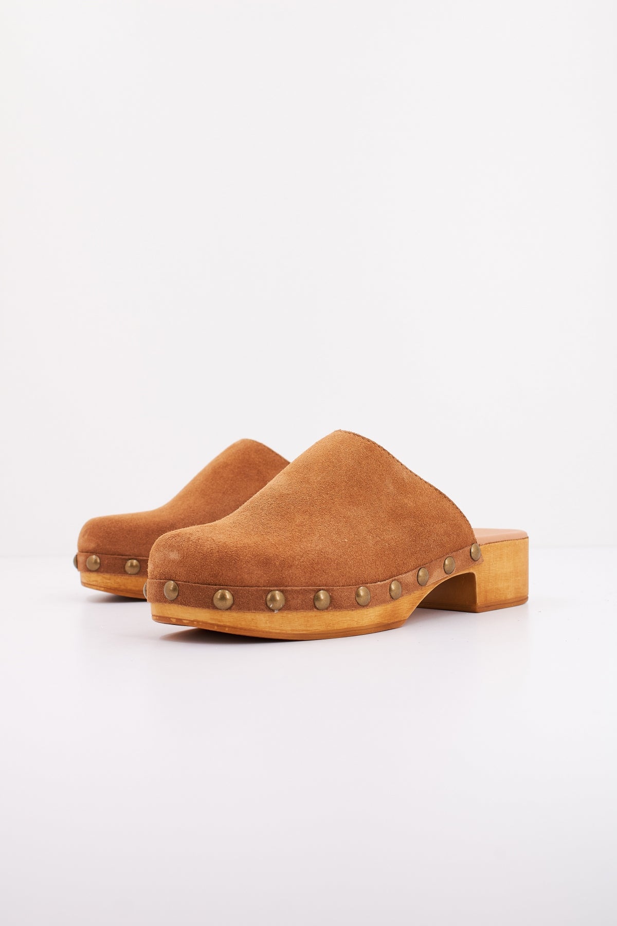 YELLOW LIA en color MARRON (2)