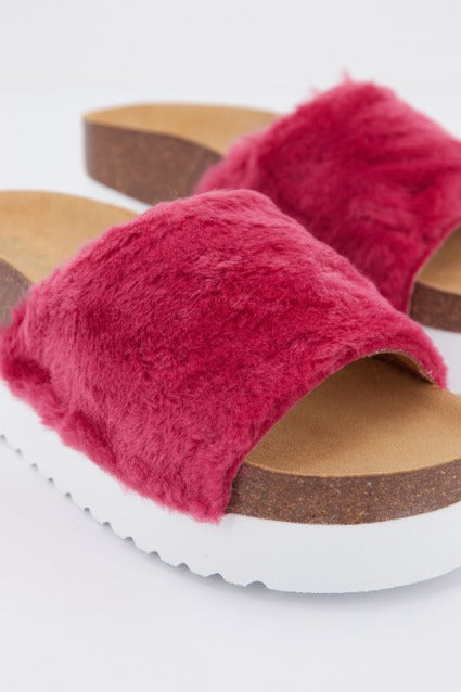 YELLOW FLUFFY en color ROSA (2)