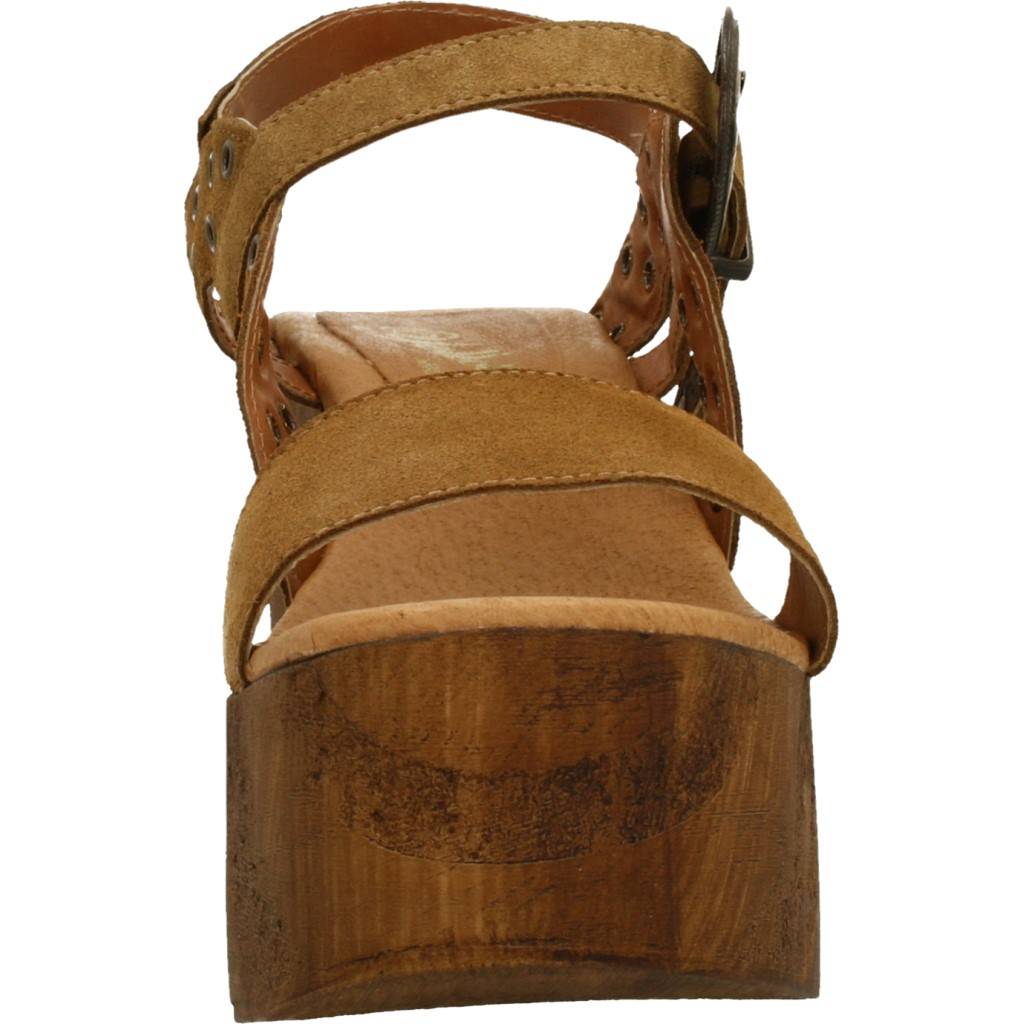YELLOW en color MARRON (6)