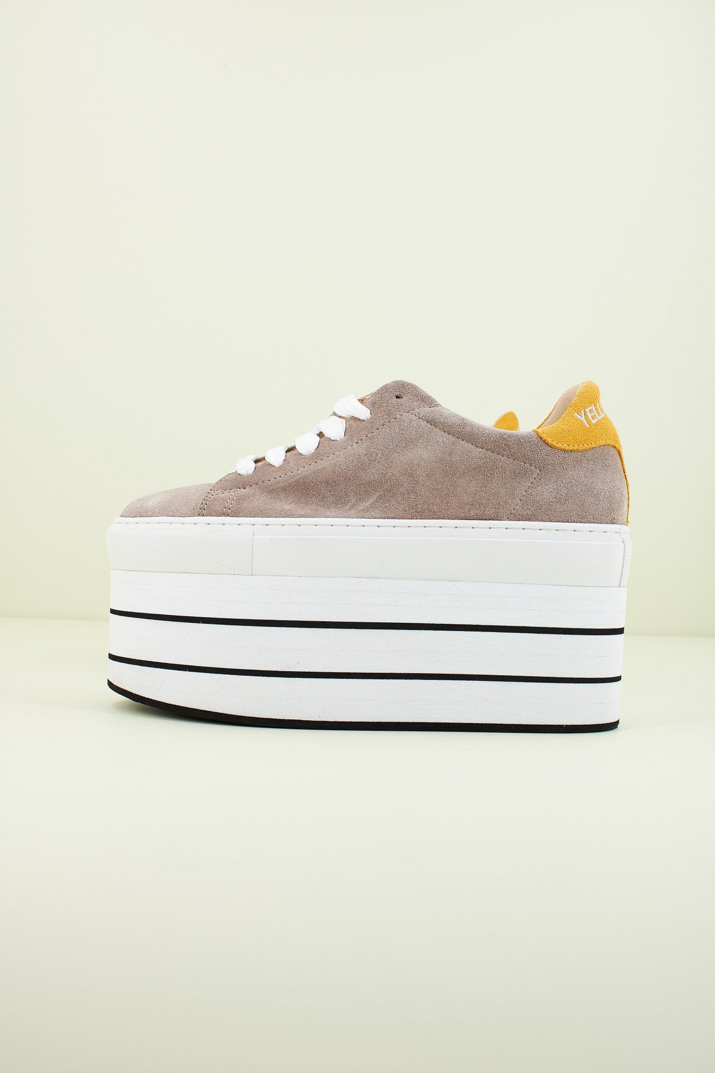 YELLOW PEPPERMINT en color MARRON (1)