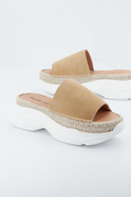 YELLOW BEACH PALE en color MARRON (1)
