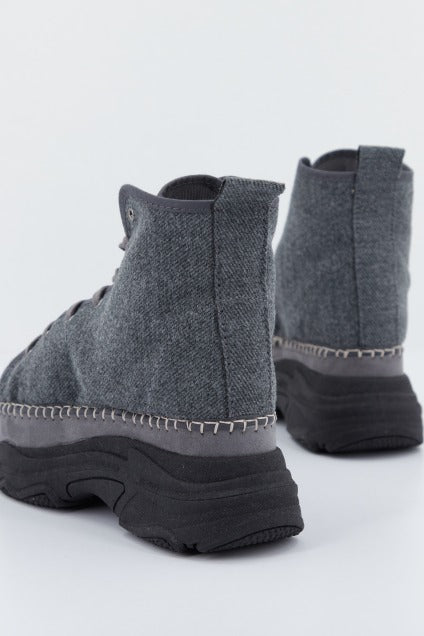 YELLOW MOUNTAIN BOOT PARTY en color GRIS (3)