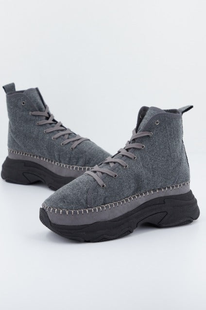 YELLOW MOUNTAIN BOOT PARTY en color GRIS (4)