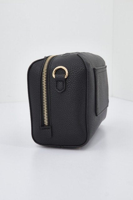 VALENTINO BAGS PATTIE en color NEGRO (2)