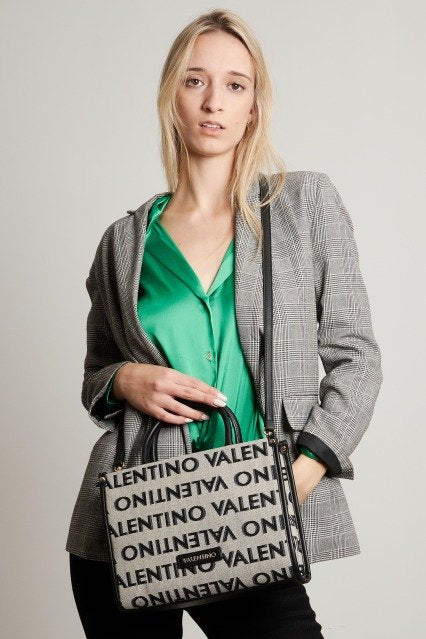 VALENTINO BAGS VBSST en color NEGRO (5)