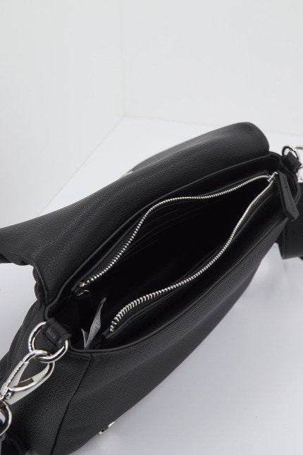 VALENTINO BAGS COLD RE en color NEGRO (4)