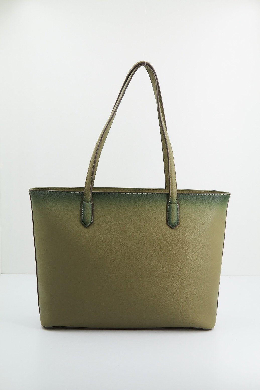 VALENTINO BAGS OCTOBER RE en color VERDE (3)