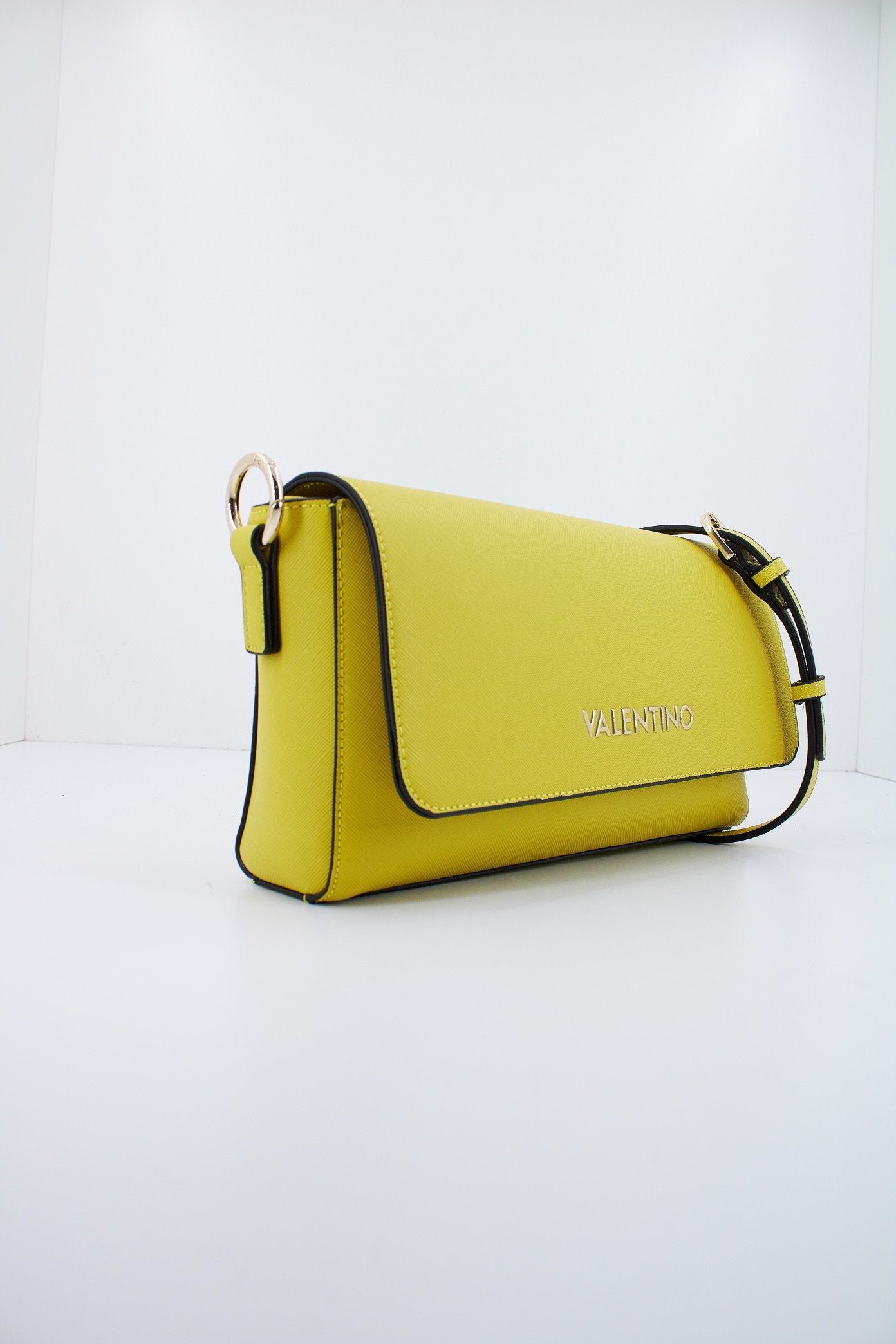 VALENTINO BAGS BERCY en color AMARILLO (3)