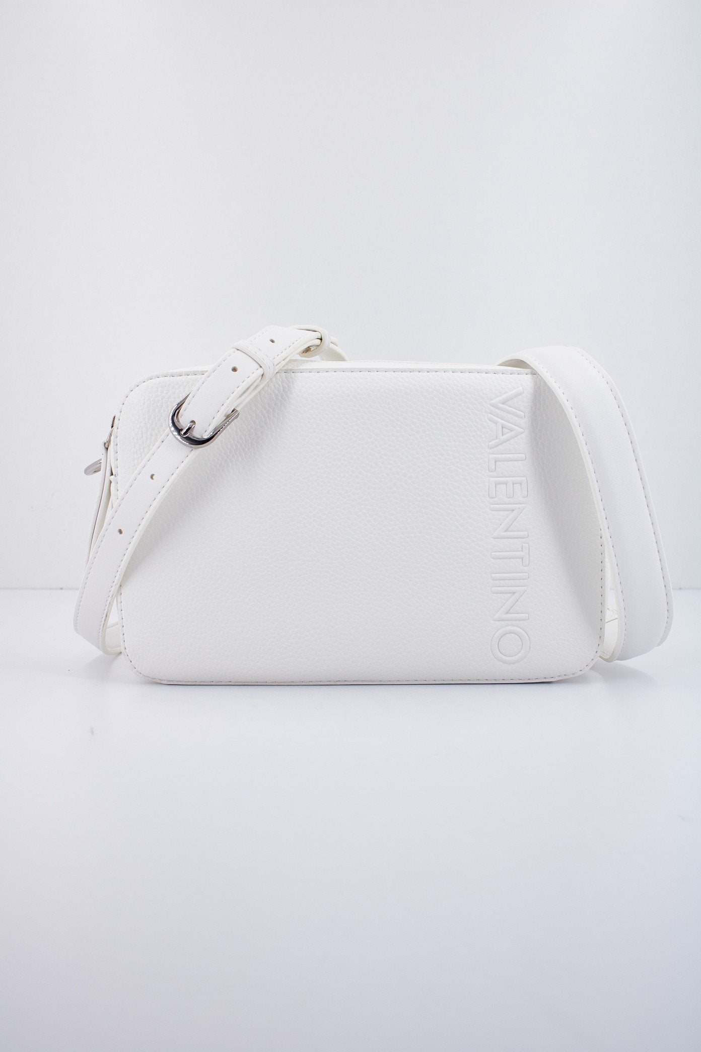 VALENTINO BAGS VBSLV en color BLANCO (1)