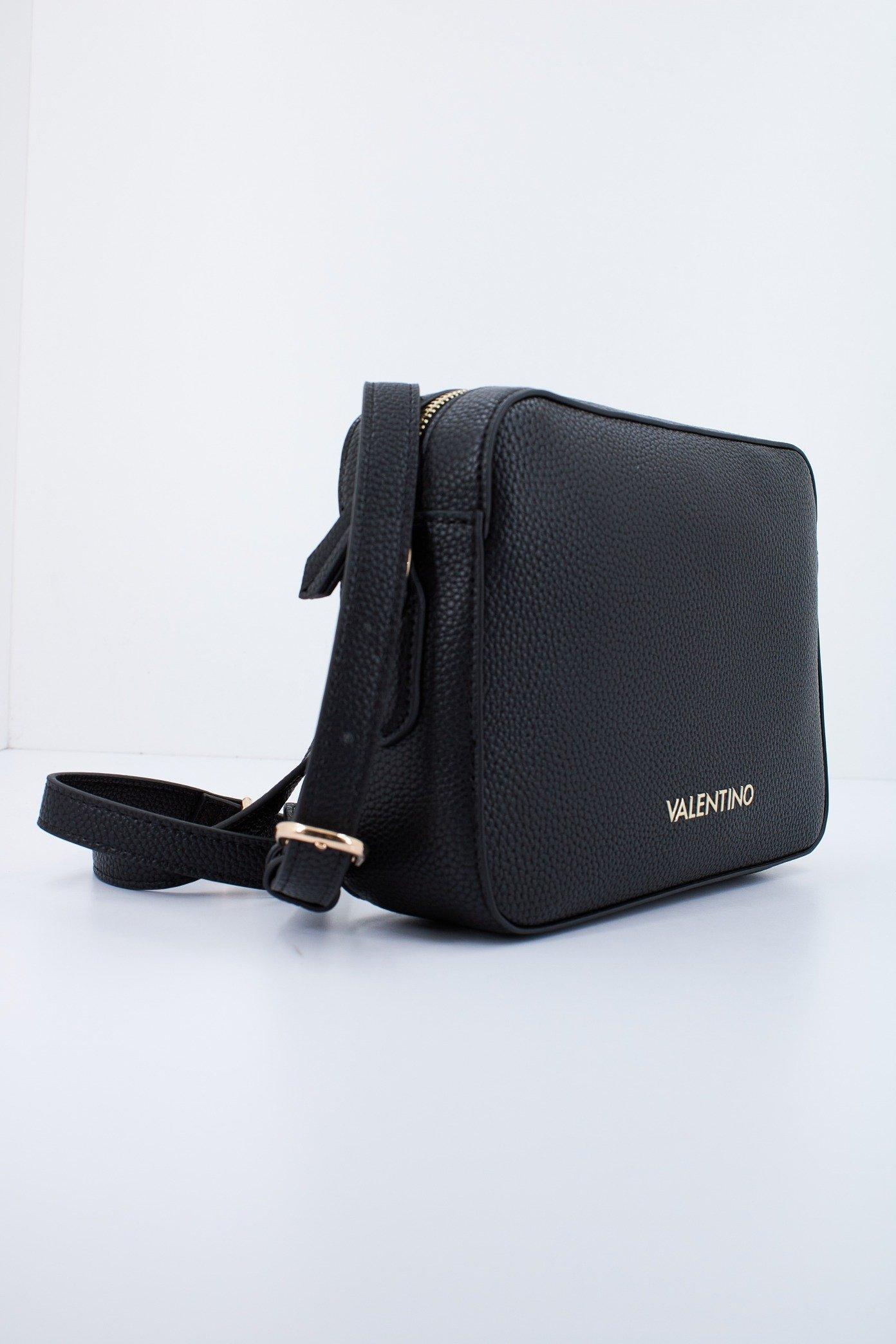 VALENTINO BAGS BRIXTON en color NEGRO (3)