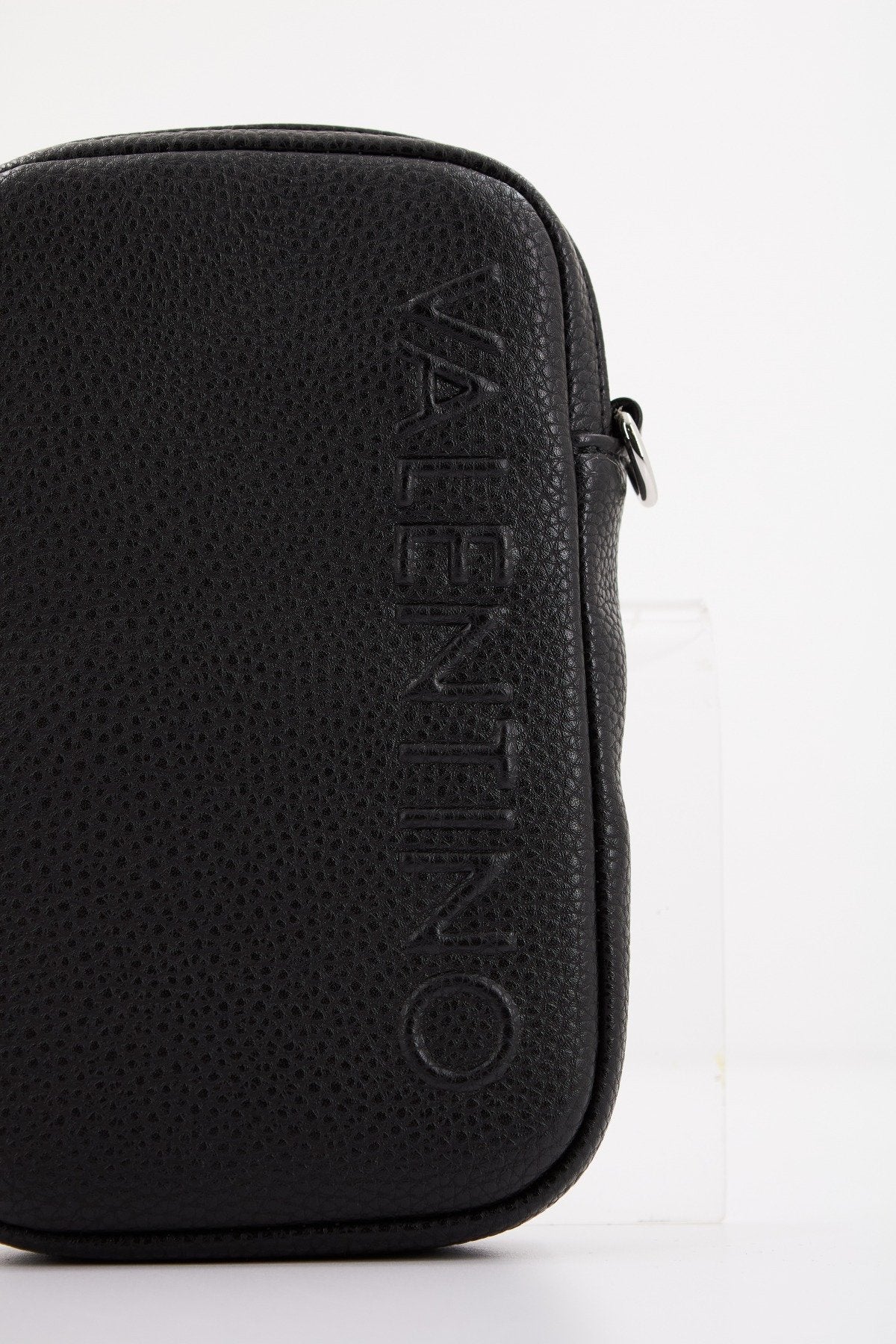 VALENTINO BAGS SOHO en color NEGRO (4)