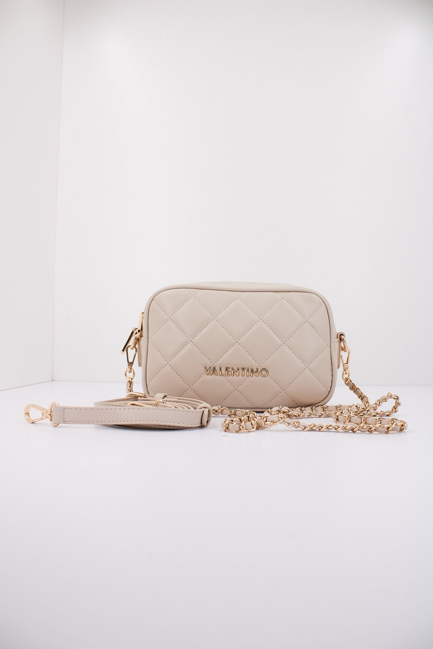VALENTINO BAGS VBSKKR en color BEIS (1)