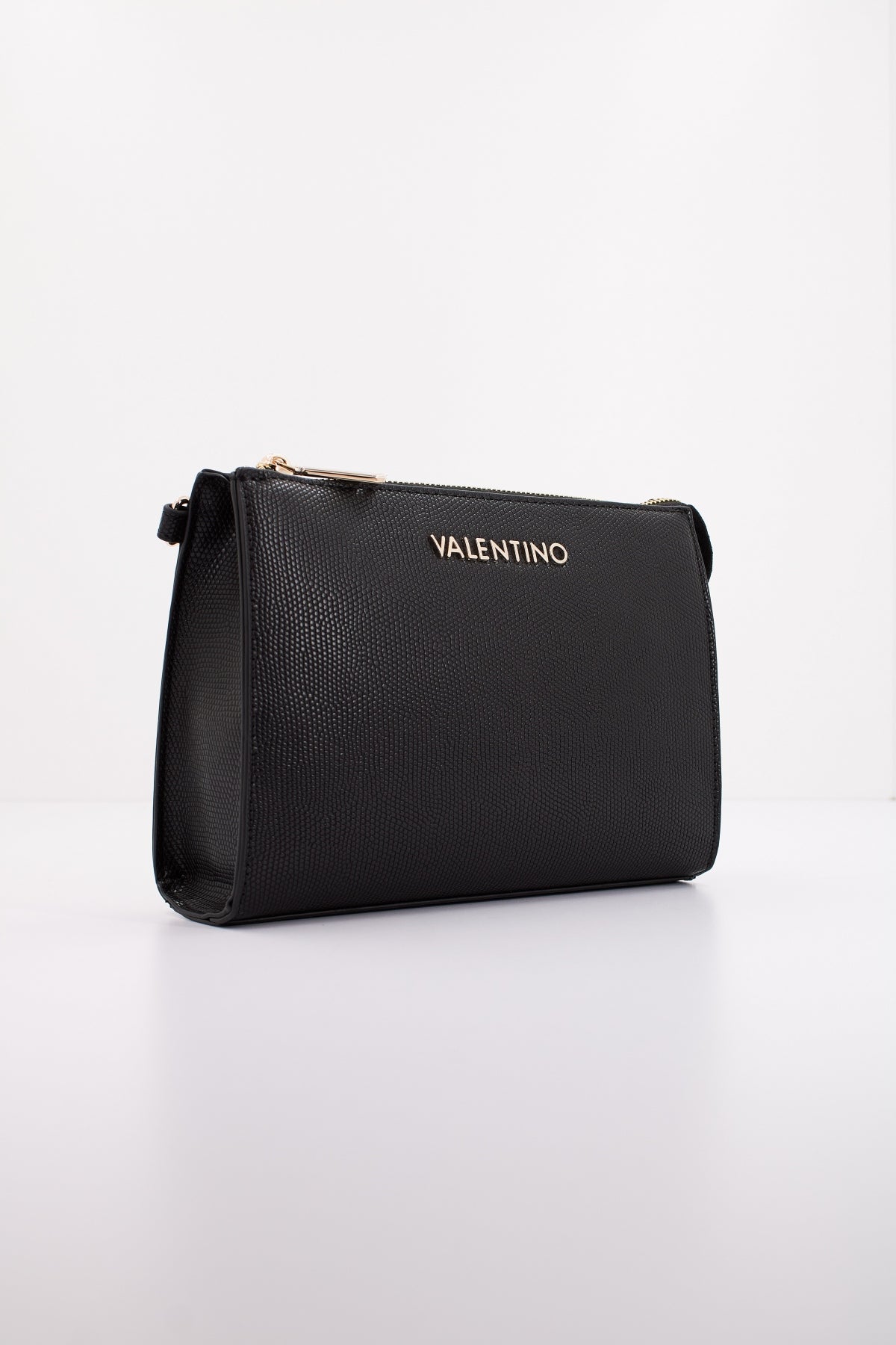 VALENTINO BAGS VBSWR en color NEGRO (1)