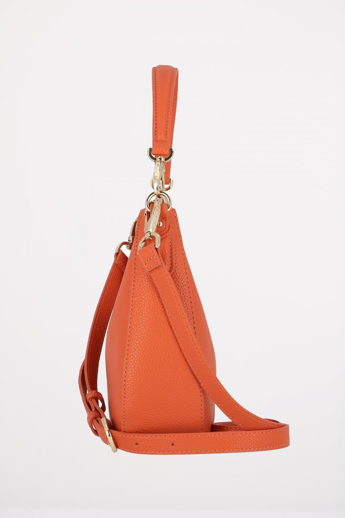 VALENTINO BAGS SACCA BRIXTON en color NEGRO (3)