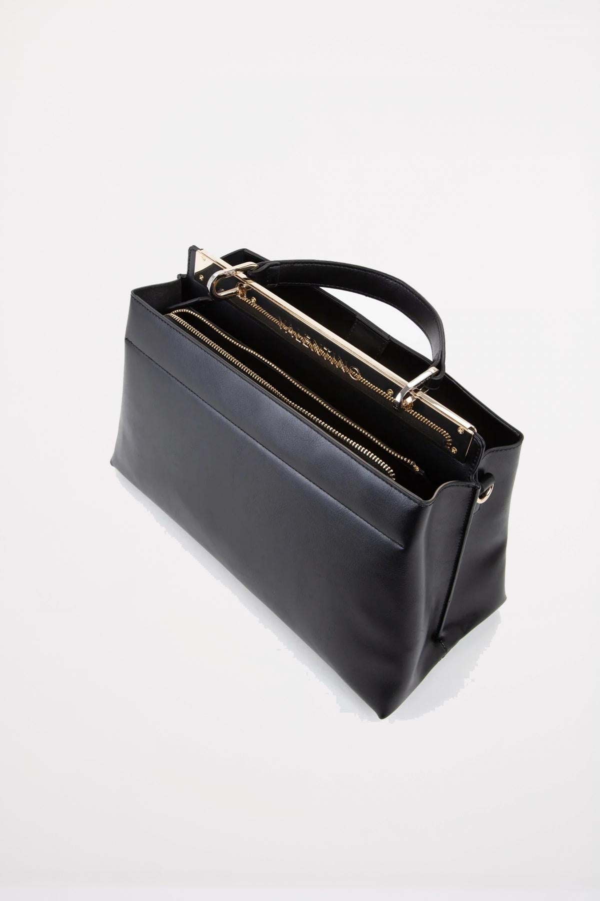VALENTINO BAGS VICTORIA en color NEGRO (3)